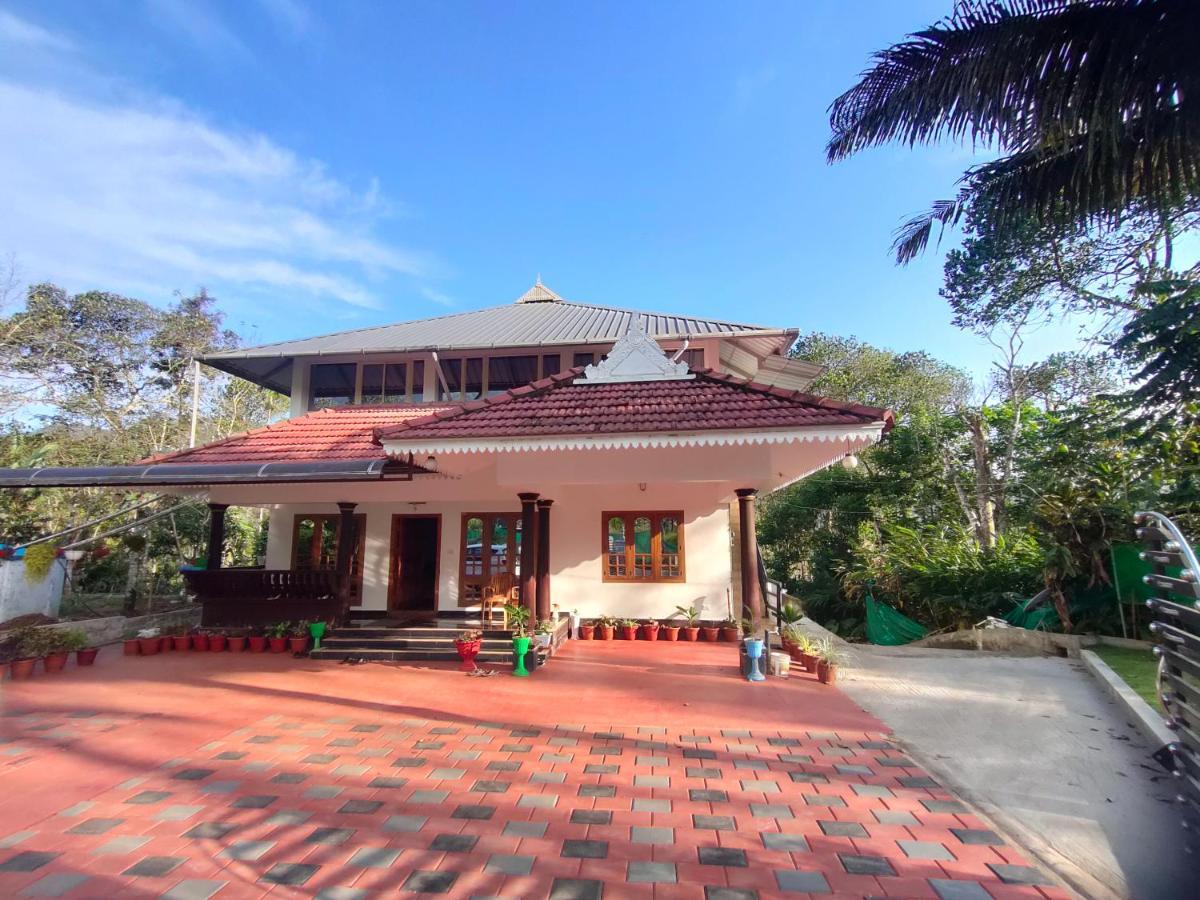 Villoonnickal Homestay Munnar Buitenkant foto